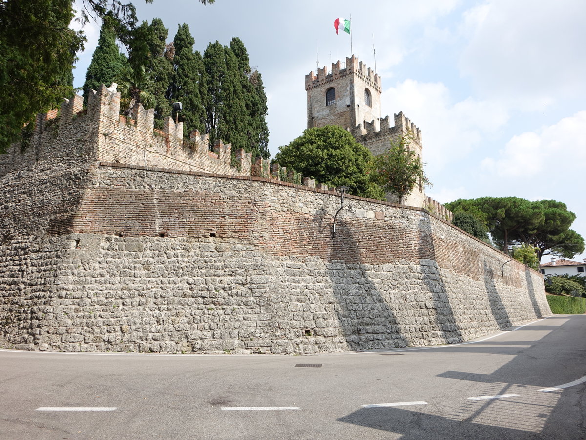 Conegliano, Castello mit Torre della Guardia, erbaut im 13. Jahrhundert (18.09.2019)