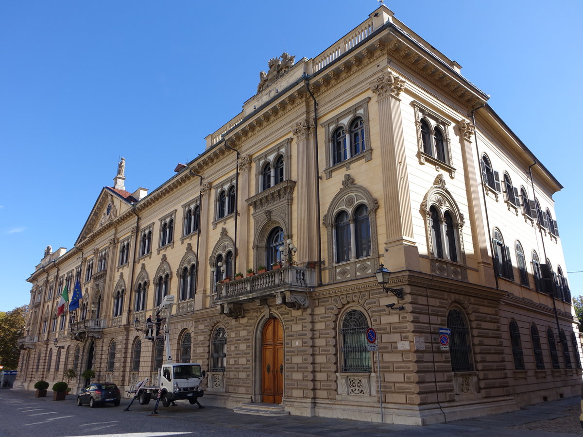 Cuneo, Palazzo della Prefettura, erbaut 1862 durch Pietro Carrera (03.10.2018)