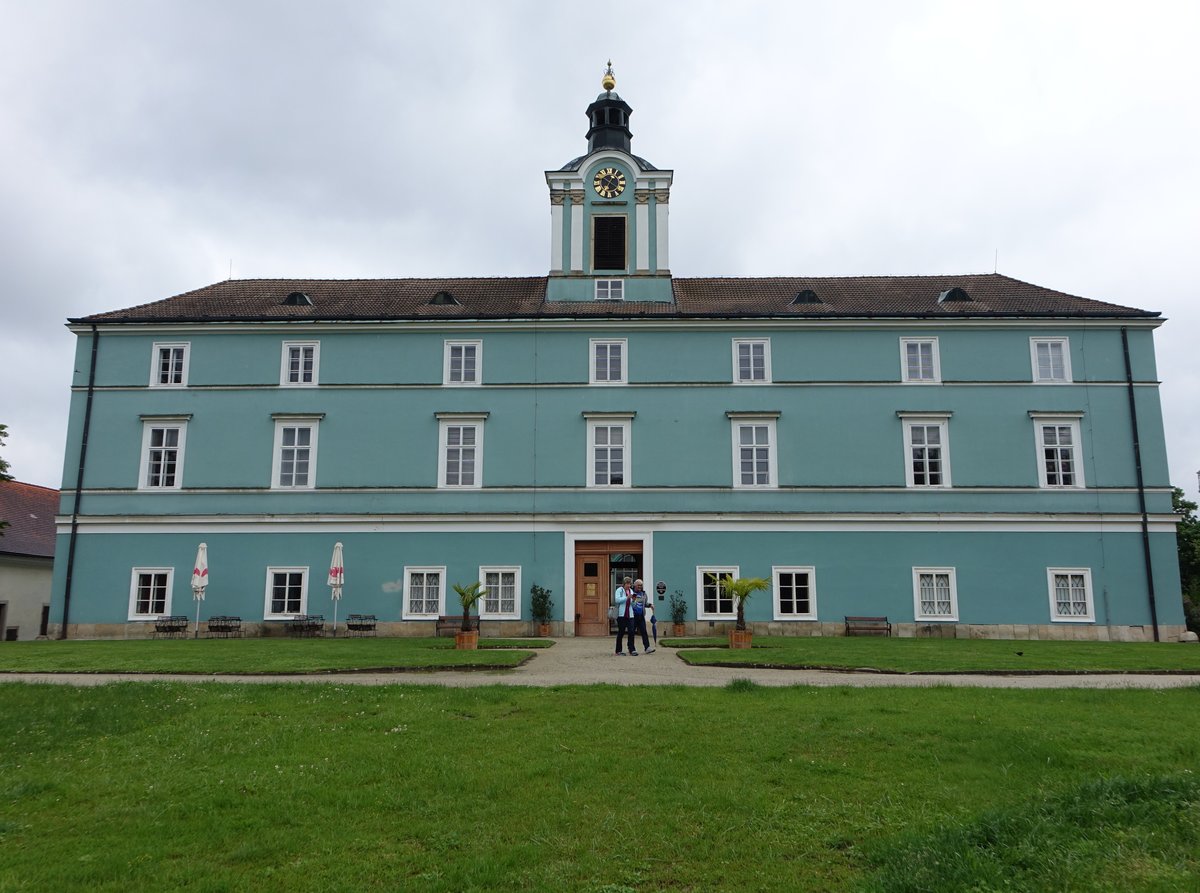 Dacice/ Datschitz, Schloss, erbaut im 16. Jahrhundert im Stil der Renaissance fr die Familie der Kraiger von Kraigk (29.05.2019)