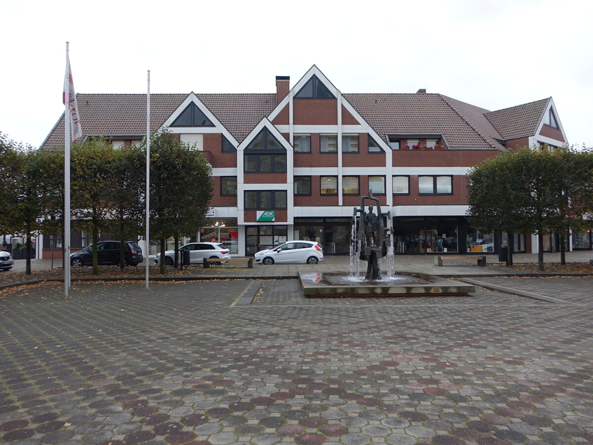 Damme, Brunnen St. Viktor am Kirchplatz (11.10.2021)