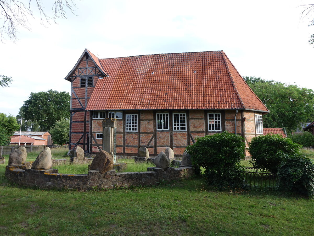 Damnatz, evangelische Kirche, erbaut 1617 (21.06.2026)