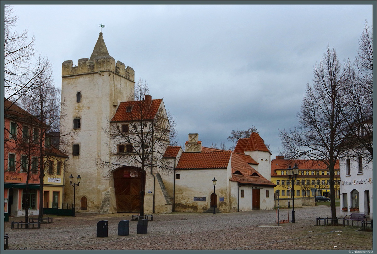 Das 1446 errichtete Marientor ist das einzig erhaltene von ehemals 5 Stadttoren Naumburgs. Heute wird es fr Veranstaltungen genutzt. (11.02.2018)