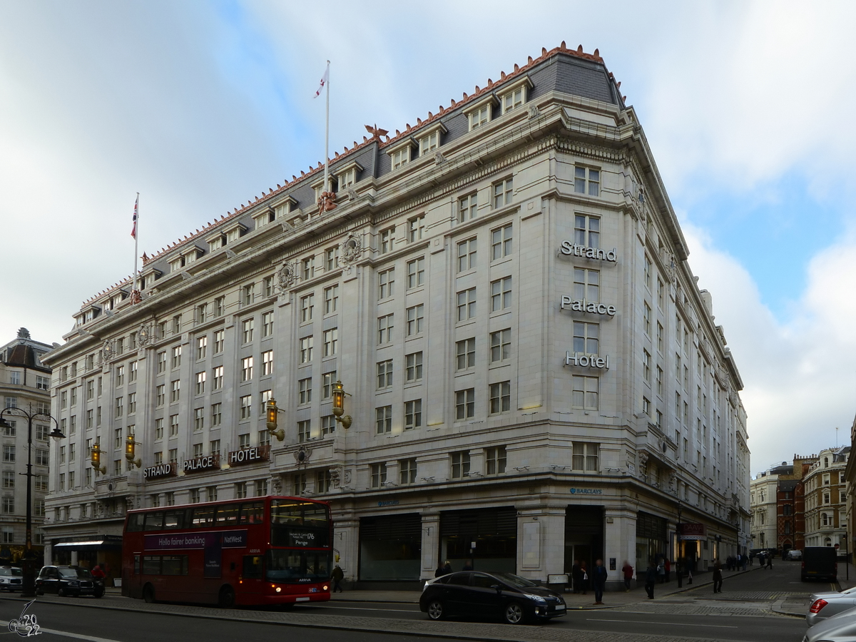 Das 1909 erffnete Strand Palace Hotel liegt im Londoner West End. (Februar 2015)