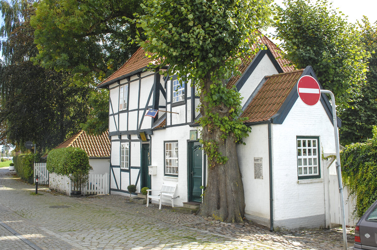 Das alte Brckenhaus am Hafen in Glckstadt an der Elbe. Aufnahme: 22. September 2021.