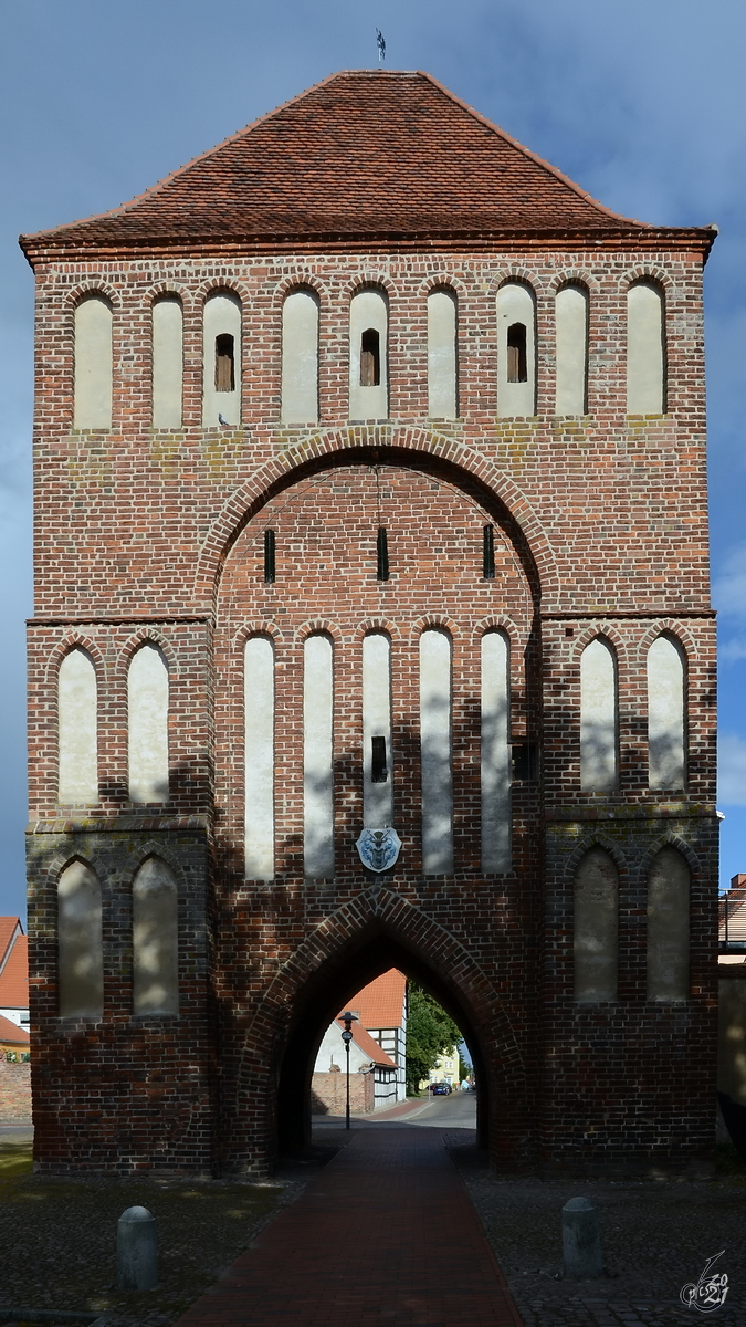 Das Anklamer Tor war Bestandteil der mittelalterlichen Wehranlage der Stadt Usedom. (August 2013)