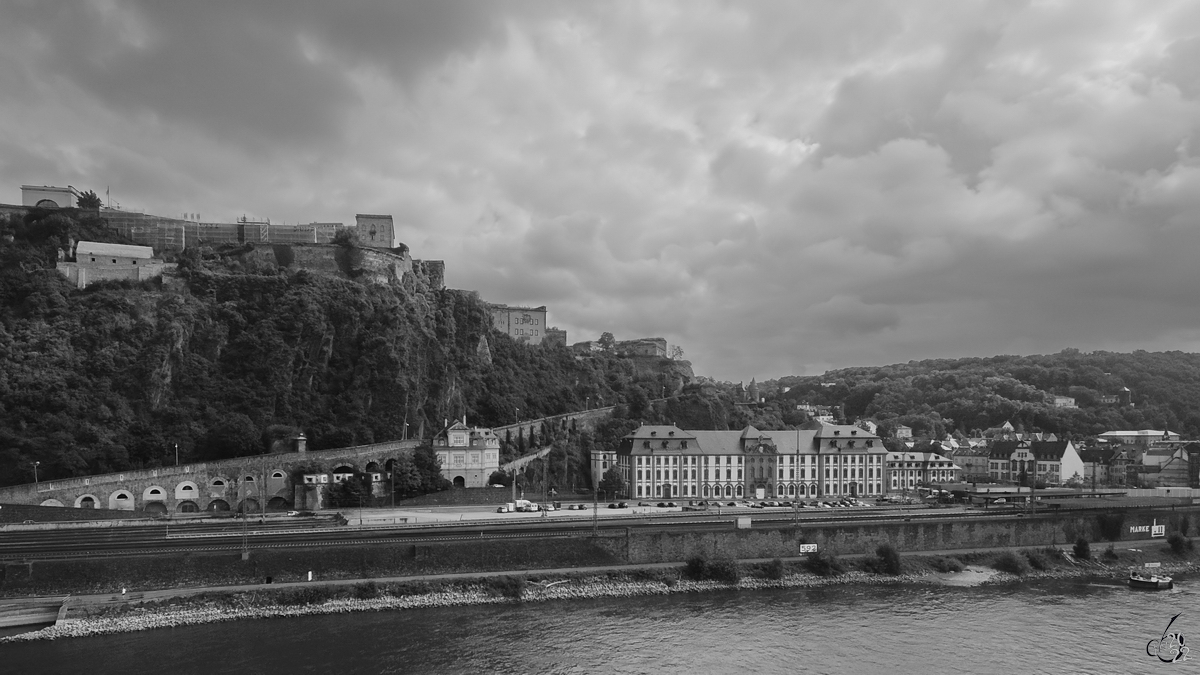 Das barocke Dikasterialgebude im rechtsrheinische Koblenz stammt aus dem 18. Jahrhundert. (September 2013)