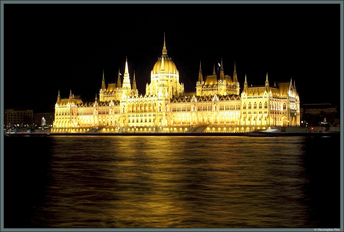 Das Budapester Parlament wurde 1904 fertiggestellt und ist eines der bekanntesten Wahrzeichen der ungarischen Hauptstadt. (16.08.2014)