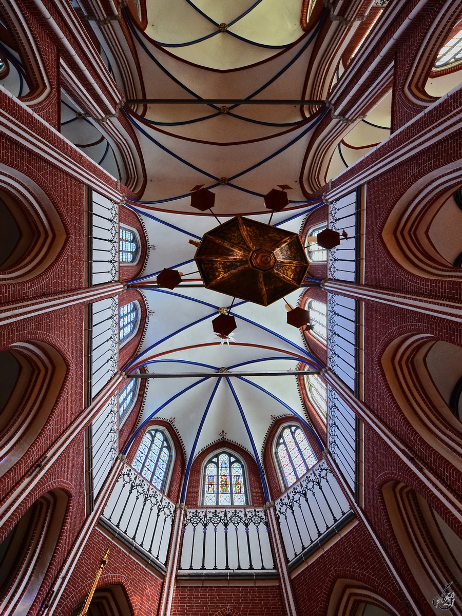 Das Chorgewölbe von um 1300 des Doberaner Münsters. (August 2013)
