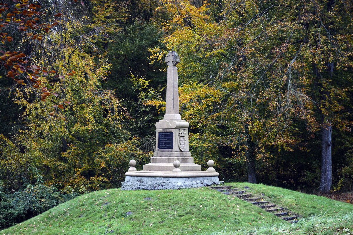 Das Dnen-Denkmal am Sankelmarker See sdlich von Flensburg. Die Schlacht von Oeversee (auch Schlacht bei Sankelmark) war ein Gefecht whrend des Deutsch-Dnischen Krieges von 1864. Aufnahme: 27. Oktober 2021.