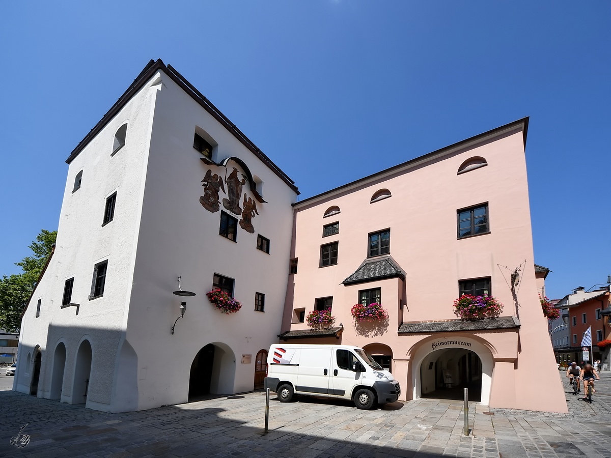 Das Gebude des Heimatmuseums in Traunstein, so gesehen im August 2020.
