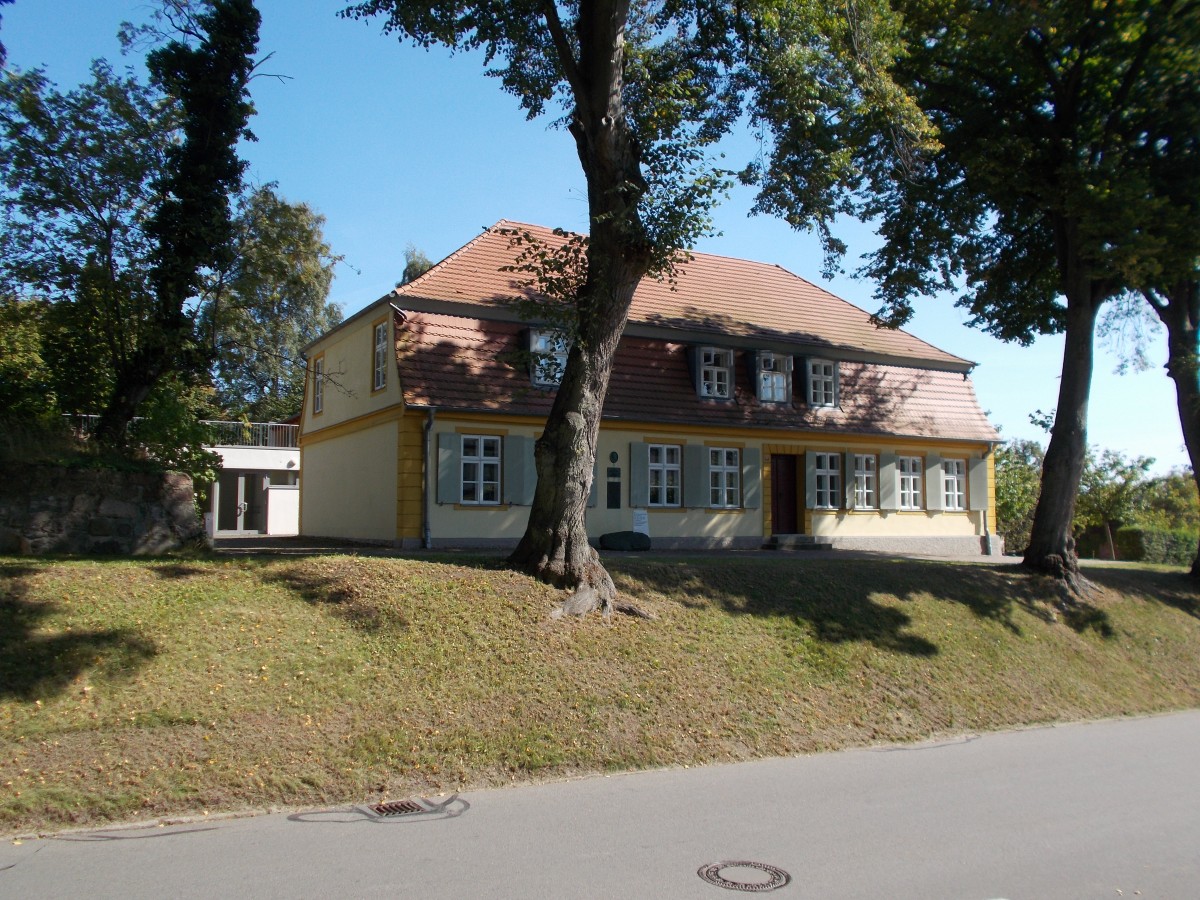 Das Geburtshaus vom Chirurgen Theodor Billroth in Bergen/Rgen in der Billrothstrae am 06.September 2014.