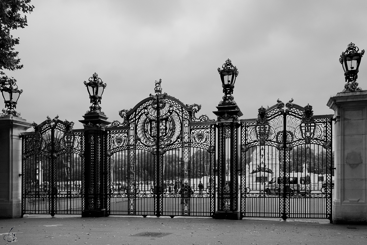 Das Golden Gate des Buckingham Palace im Stadtzentrum von London. (September 2013)