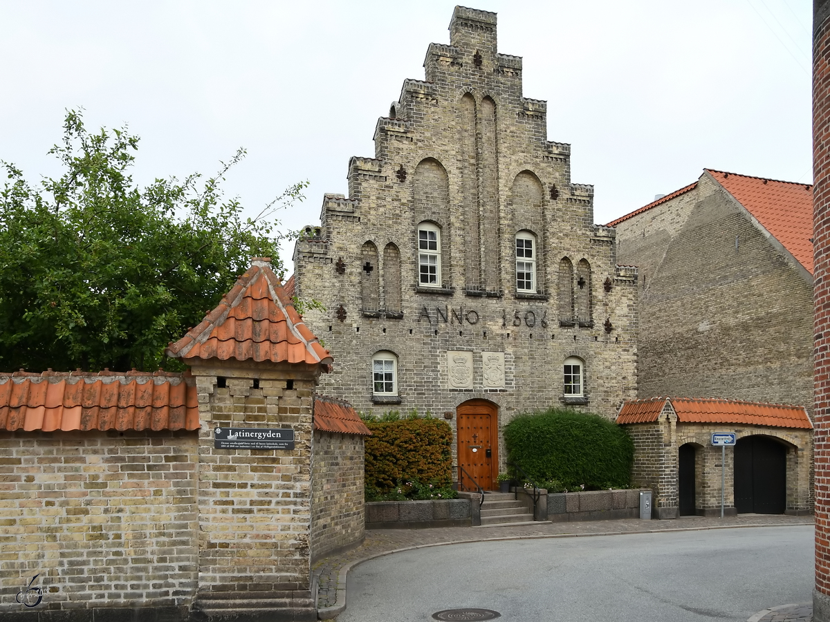 Das Heiliggeistkloster an einem kalten und verregneten Juni-Tag 2018 in Aalborg.