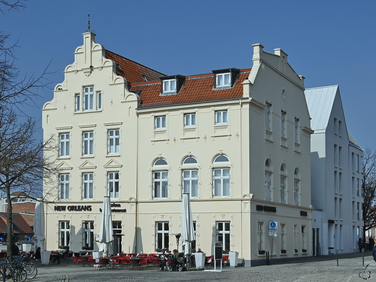 Das Hotel New Orleans in der Nhe des Stadthafens in Wismar. (Mrz 2022)