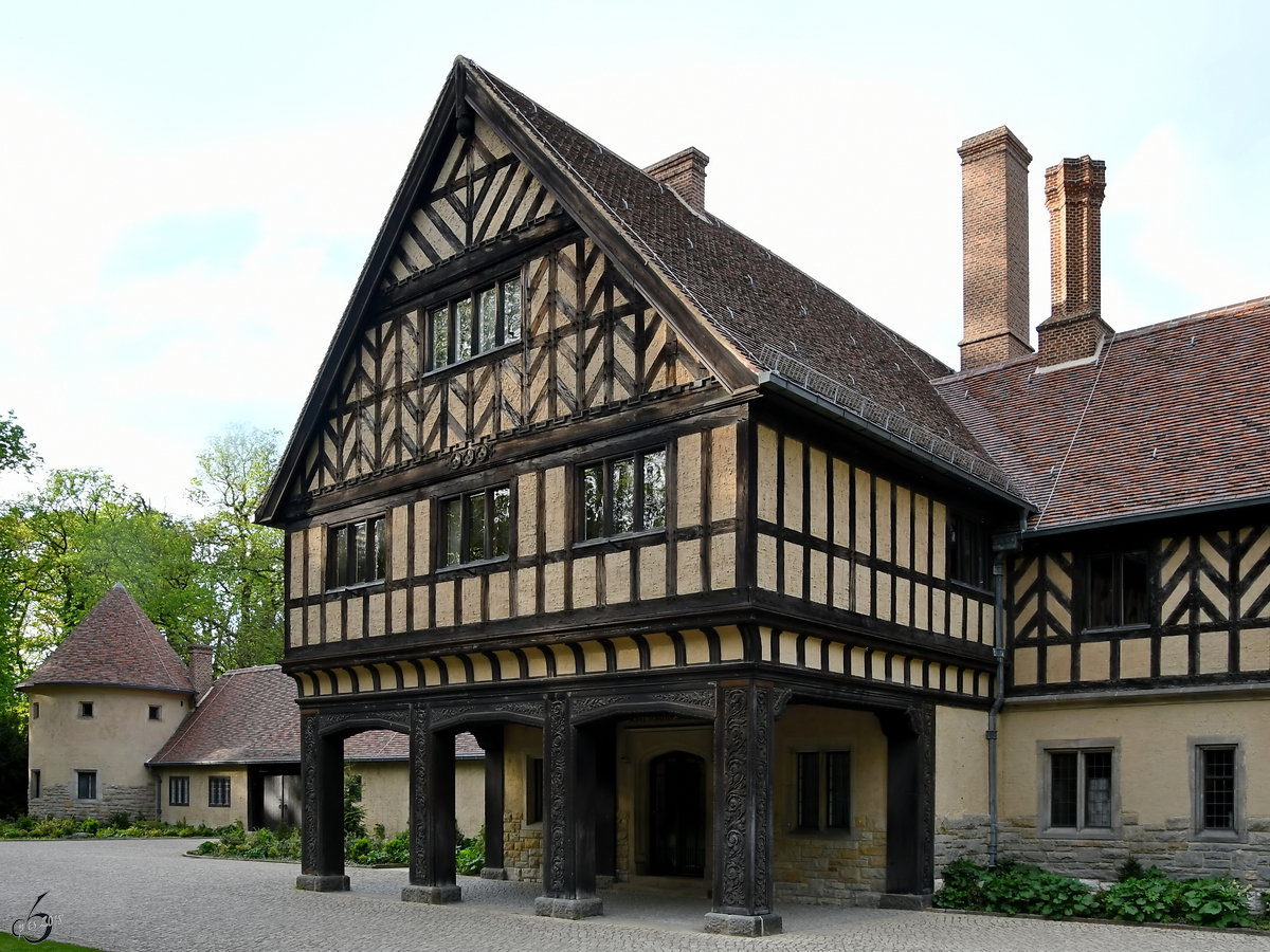 
Das in den Jahren 1913–1917 im englischen Landhausstil entstandene Schloss Cecilienhof. (Potsdam, April 2018)