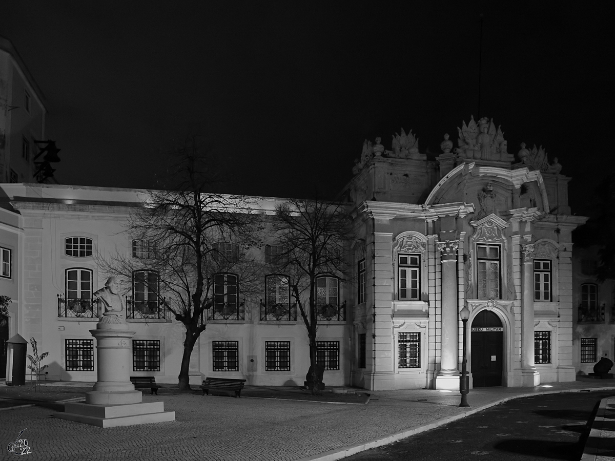 Das Lissabonner Militrmuseum besteht aus barocken Ausstellungsslen mit Kanonen, Fuhrwerken und Rstungen sowie Fresken zu portugiesischen Schlachten.