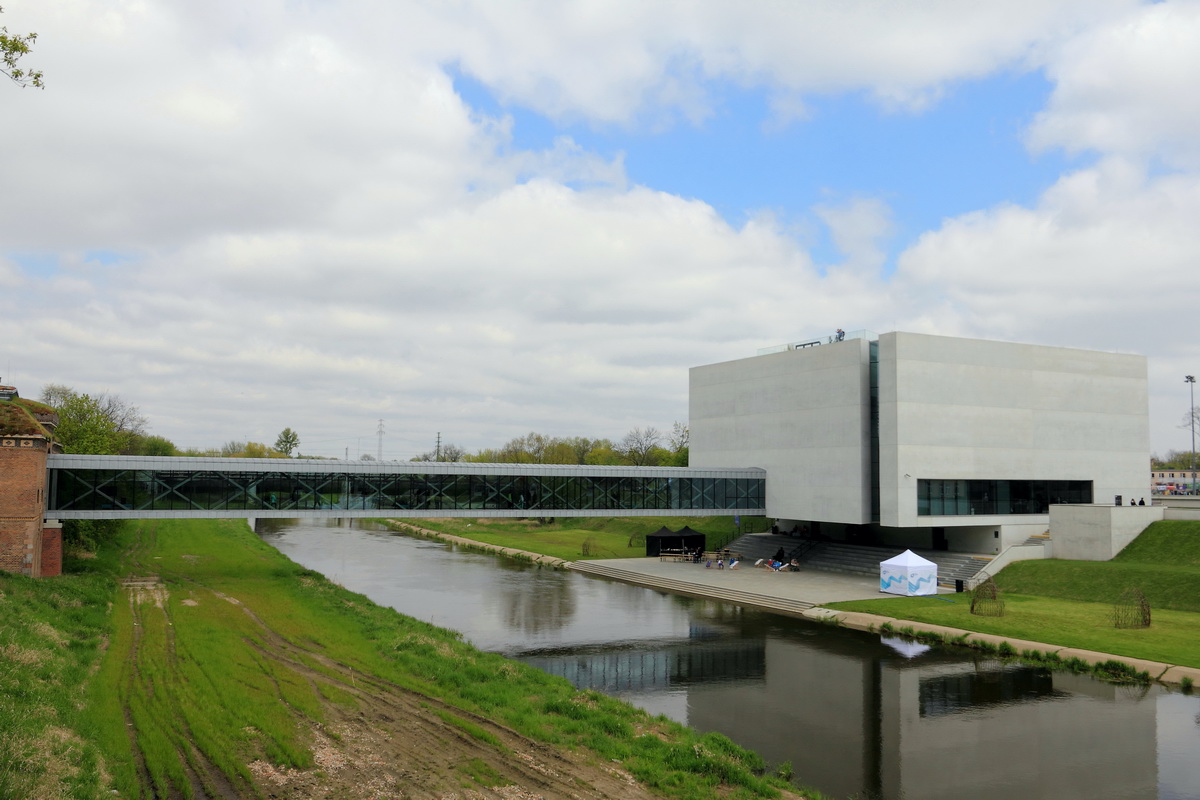 Das neue Geschichtszentrum zhlt zu den wichtigsten kulturellen Einrichtungen der Stadt Posen. Die Ausstellung erzhlt die Geschichte des polnischen Staates. Gesehen am 30. April 2017.