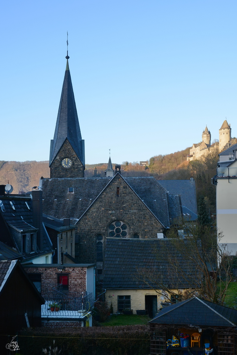 Das neuromanische Gebude der Koptisch-orthodoxe Kirche Erzengel Michael Altena wurde zwischen 1907 und 1908 errichtet. (Februar 2014)