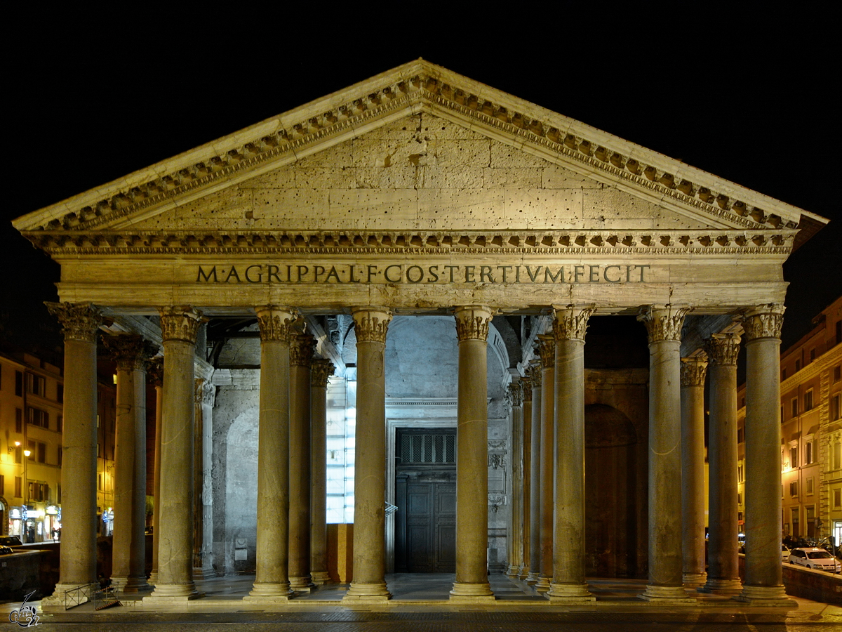 Das Pantheon wurde von etwa 118 bis 125 nach Christus erbaut. (Rom, Dezember 2015)