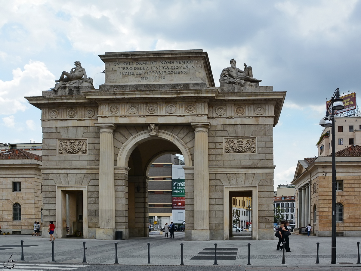 Das Porta Garibaldi ist ein in den 1820er Jahren errichtetes Stadttor in Mailand. (Juni 2014)