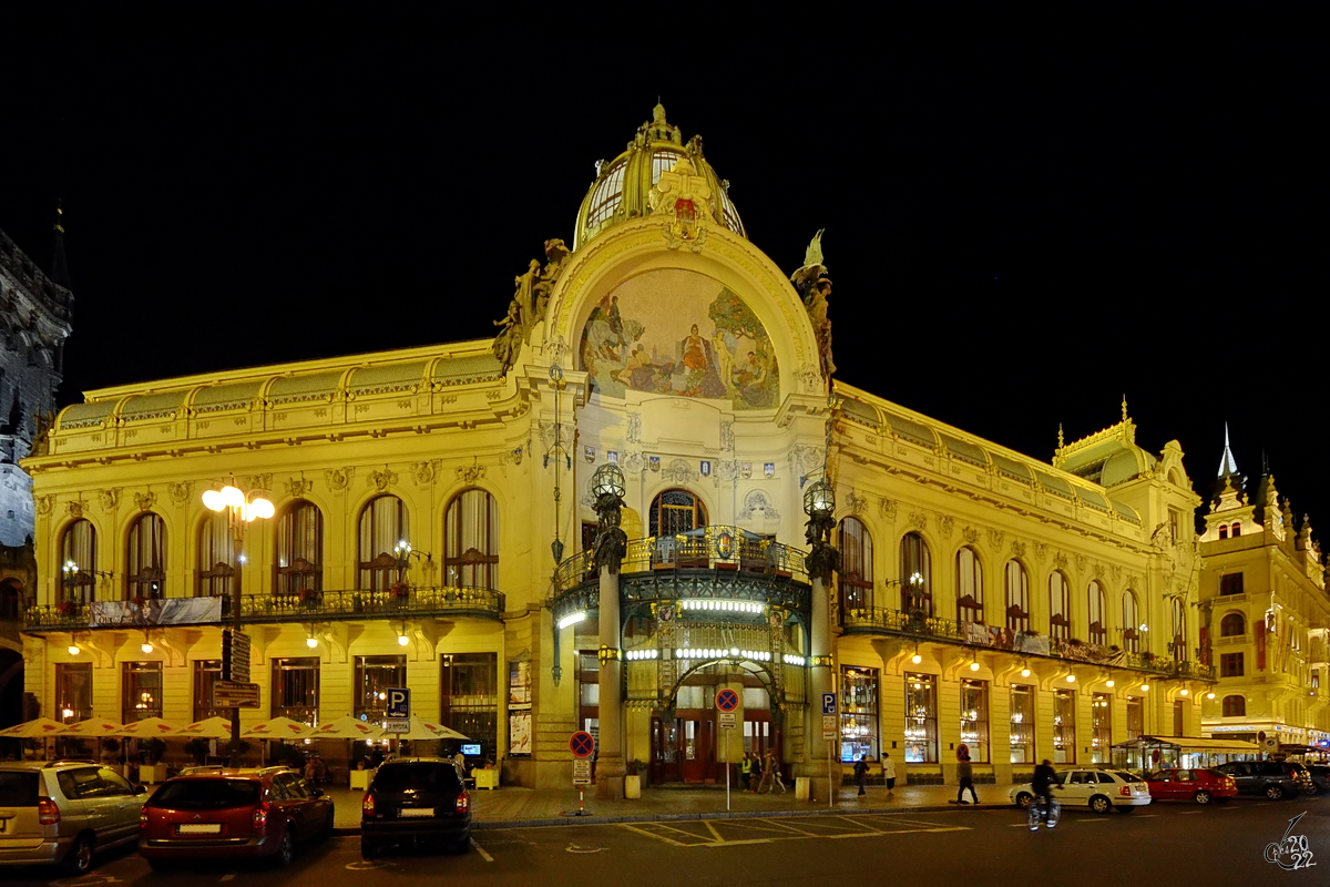 Das Prager Gemeindehaus wurde von 1906 bis 1912 im Jugendstil erbaut. (September 2012)