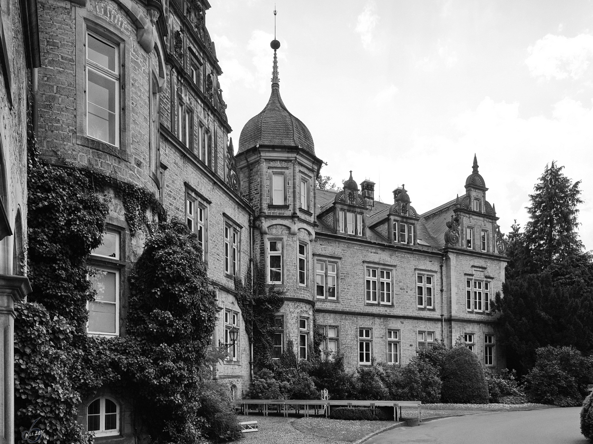 Das Schloss Bckeburg ist der Stammsitz des bis 1918 regierenden Frstenhauses des Landes Schaumburg-Lippe. (Juni 2011)