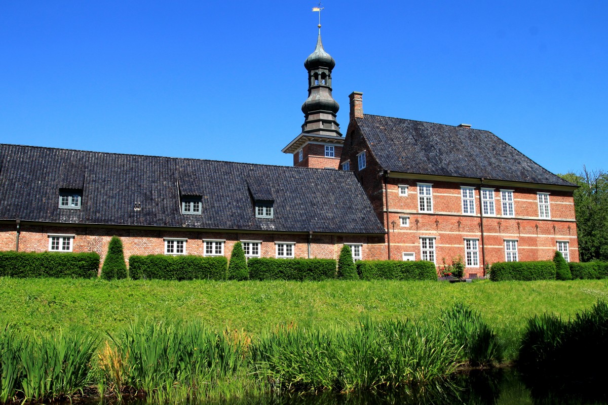Das Schloss vor Husum am Mittag des 1. Juli 2015.