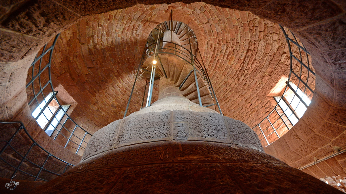 Das Treppenhaus des Kyffhuserdenkmales bei Bad Frankenhausen. (September 2018) 