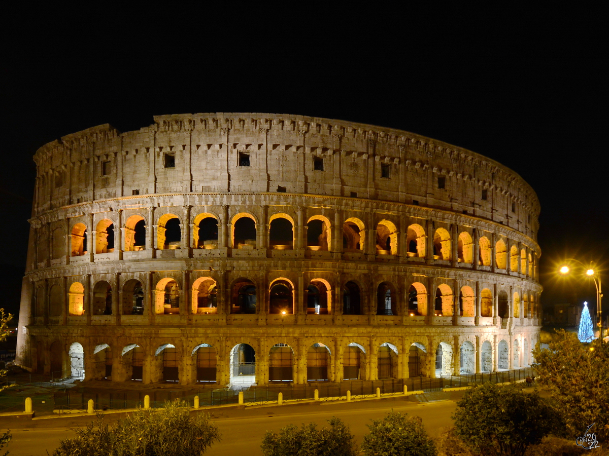 Das zwischen 72 und 80 nach Christus errichtete Kolosseum ist das größte je gebaute Amphitheater der Welt. (Rom, Dezember 2015)