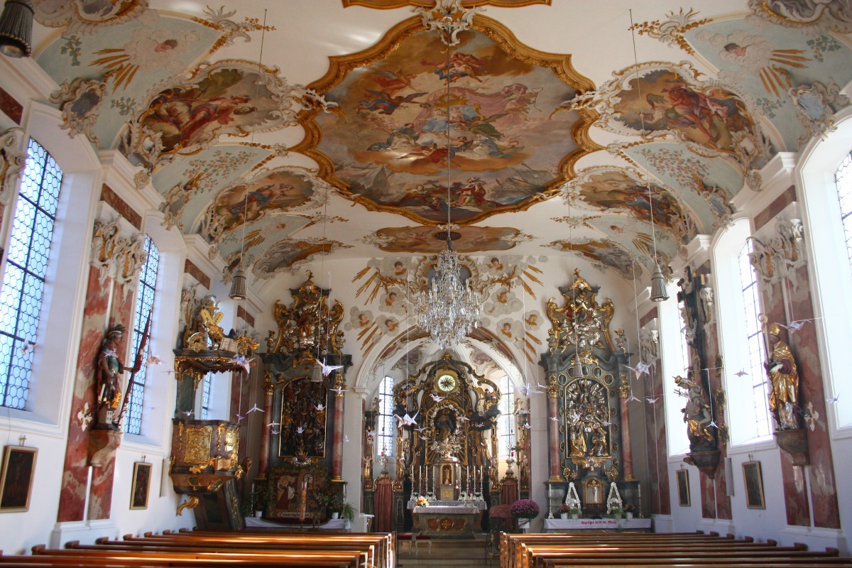 Dasing, barocker Innenraum der Pfarrkirche St. Martin, Fresken von Joseph Mages (19.10.2014)