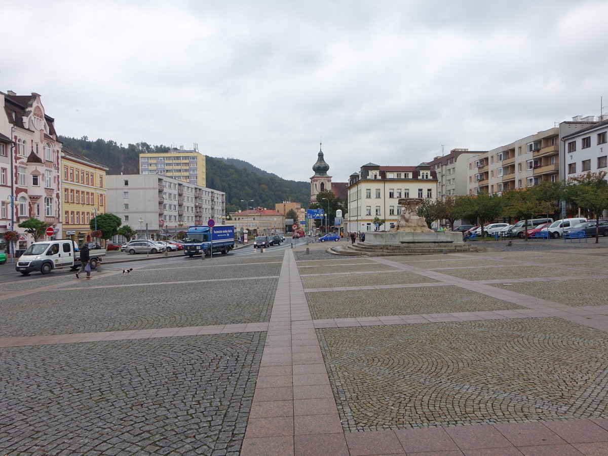 Decin / Tetschen, Brunnen am Masarykovo Namesti (27.09.2019)