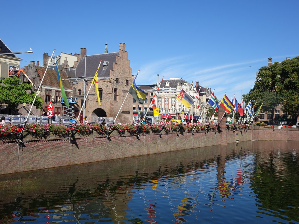 Den Haag, Gevangenpoort, ehem. Schlosstor und Gefngnis, heute Foltermuseum (24.08.2016)