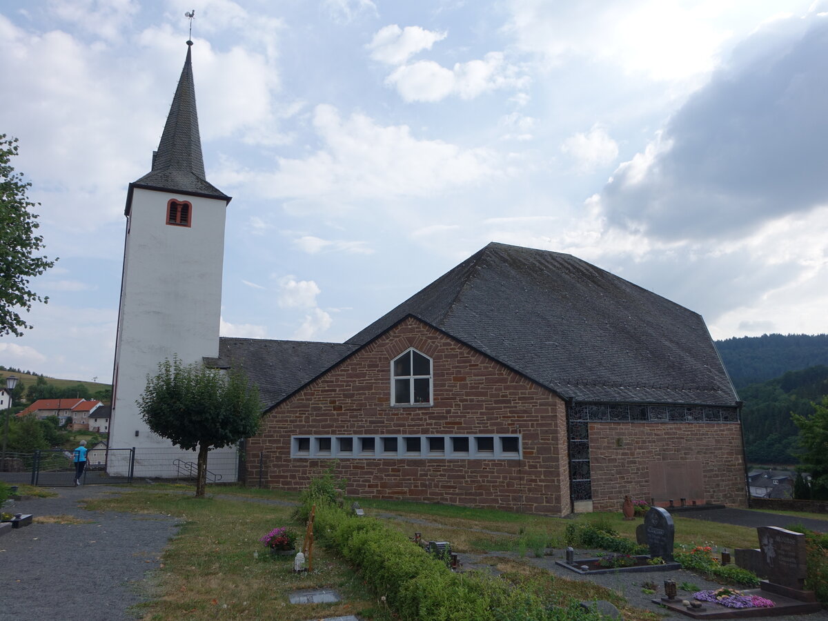Densborn, St. Maria Magdalena Kirche, erbaut 1969 (18.07.2026)