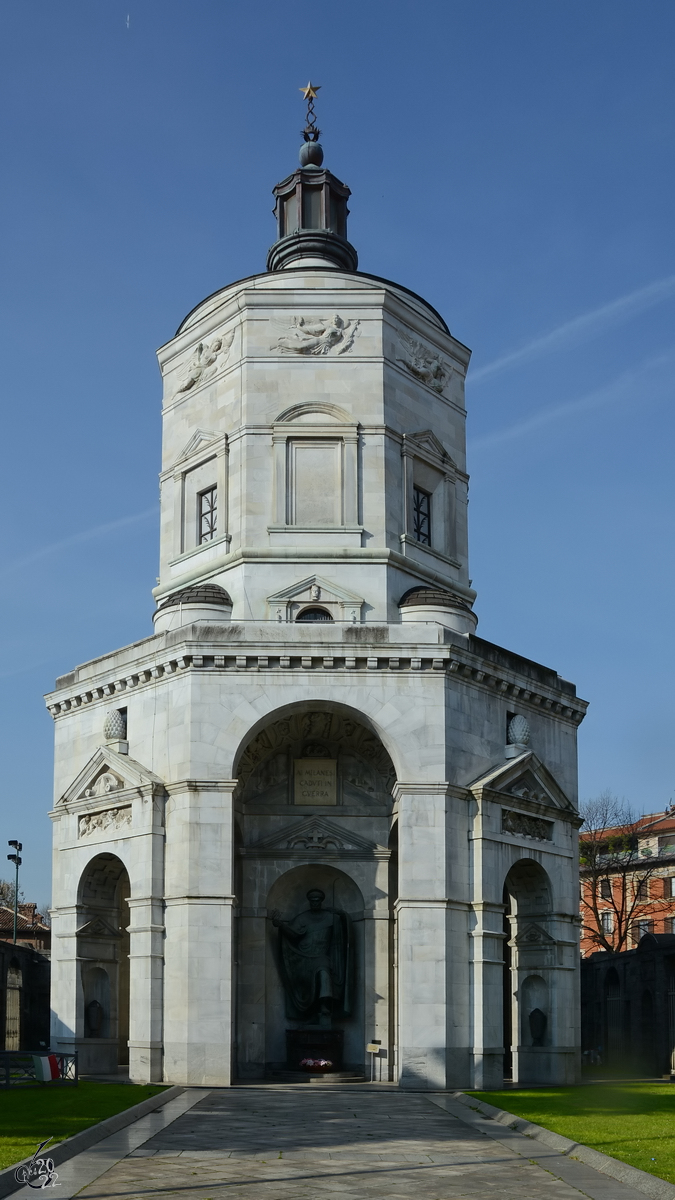 Der von 1927 bis 1930 erbaute Tempel des Sieges (Tempio della Vittoria) soll an die Mailnder erinnern, die whrend des Ersten Weltkriegs gefallen sind. (Mailand, April 2015)