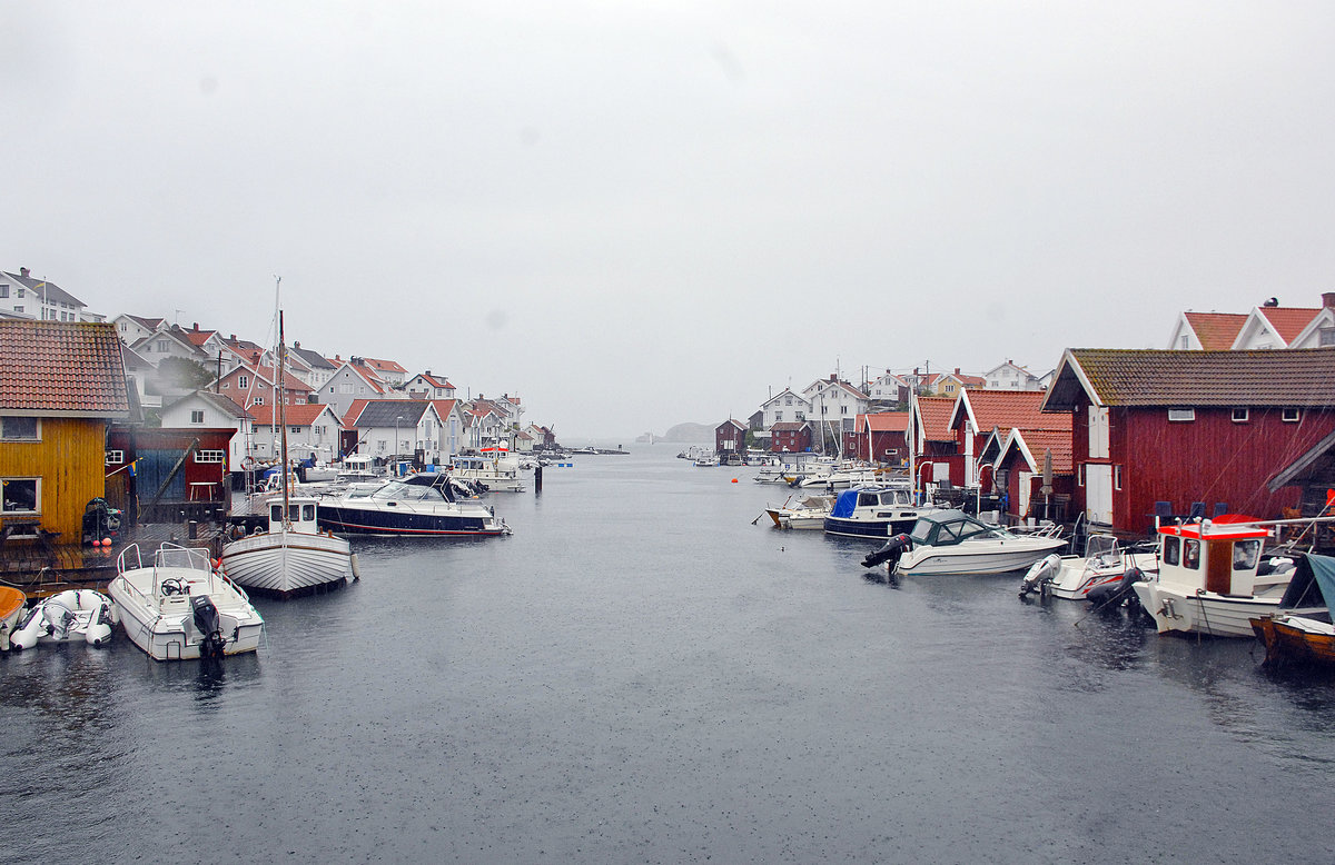 Der alte Fischerdorf Gullholmen an der Schrenkste von Bohusln nrdlich von Gteborg. Aufnahme: 3. August 2017.