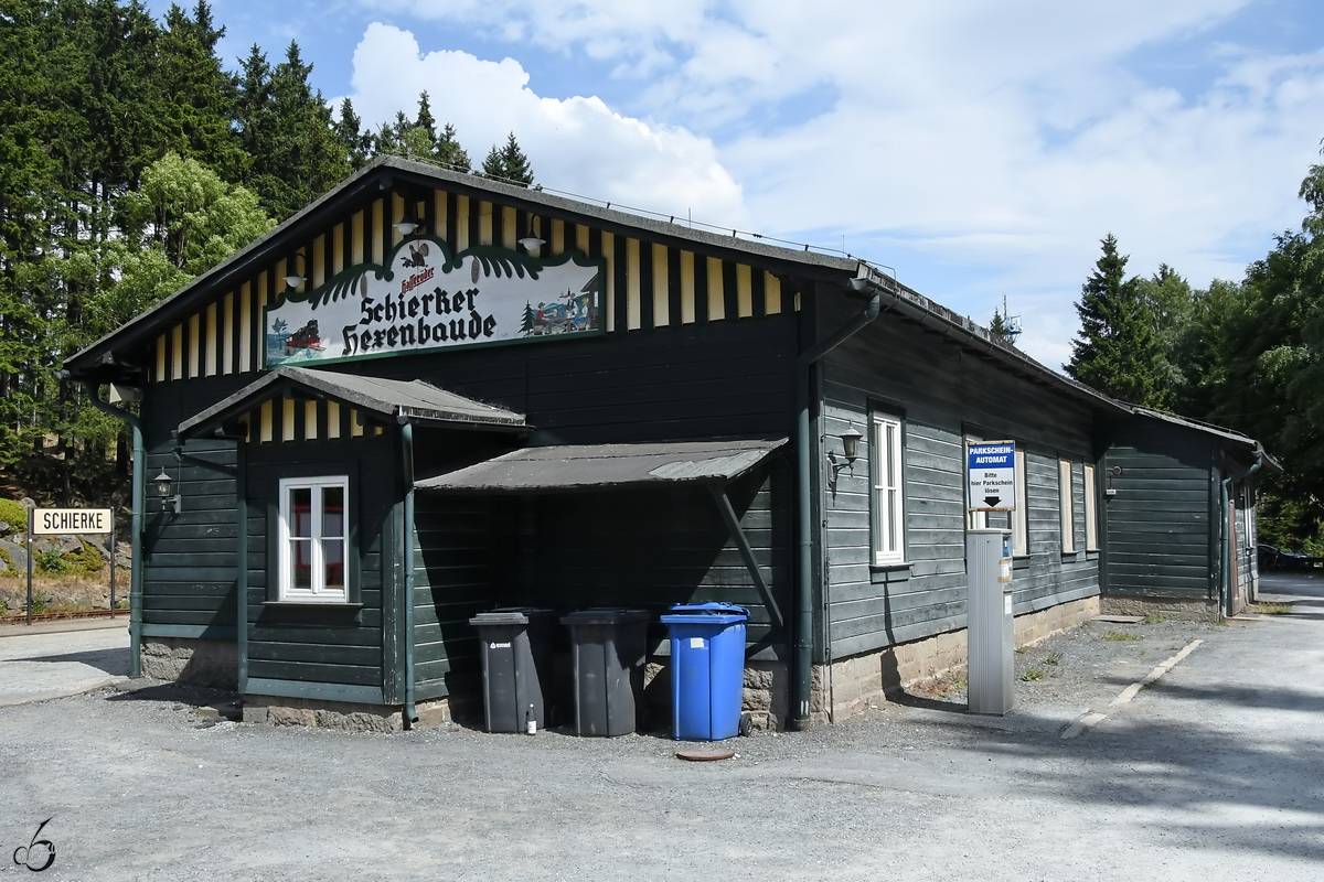 Der Bahnhof und Gaststtte Anfang August 2018 in Schierke.