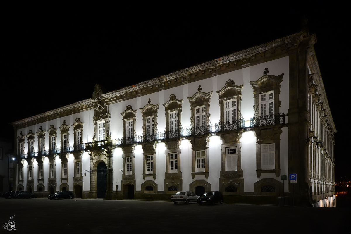 Der barocke Bischofspalast (Pao Episcopal do Porto) ist die ehemalige Residenz der Bischfe von Porto. (Mai 2013) 