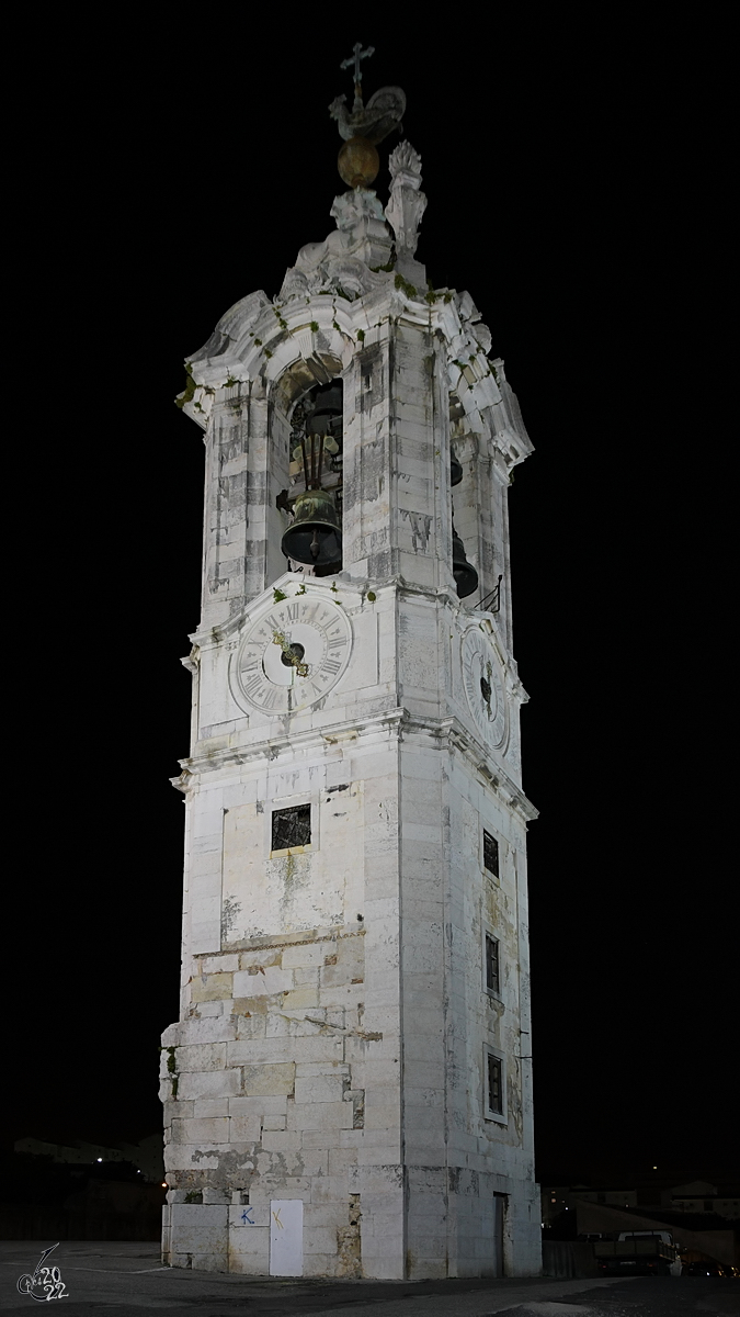 Der barocke Turm der Pfarrkirche (Torre da Paroquial) befindet sich unweit des Palcio Nacional da Ajuda. (Lissabon, Januar 2017)