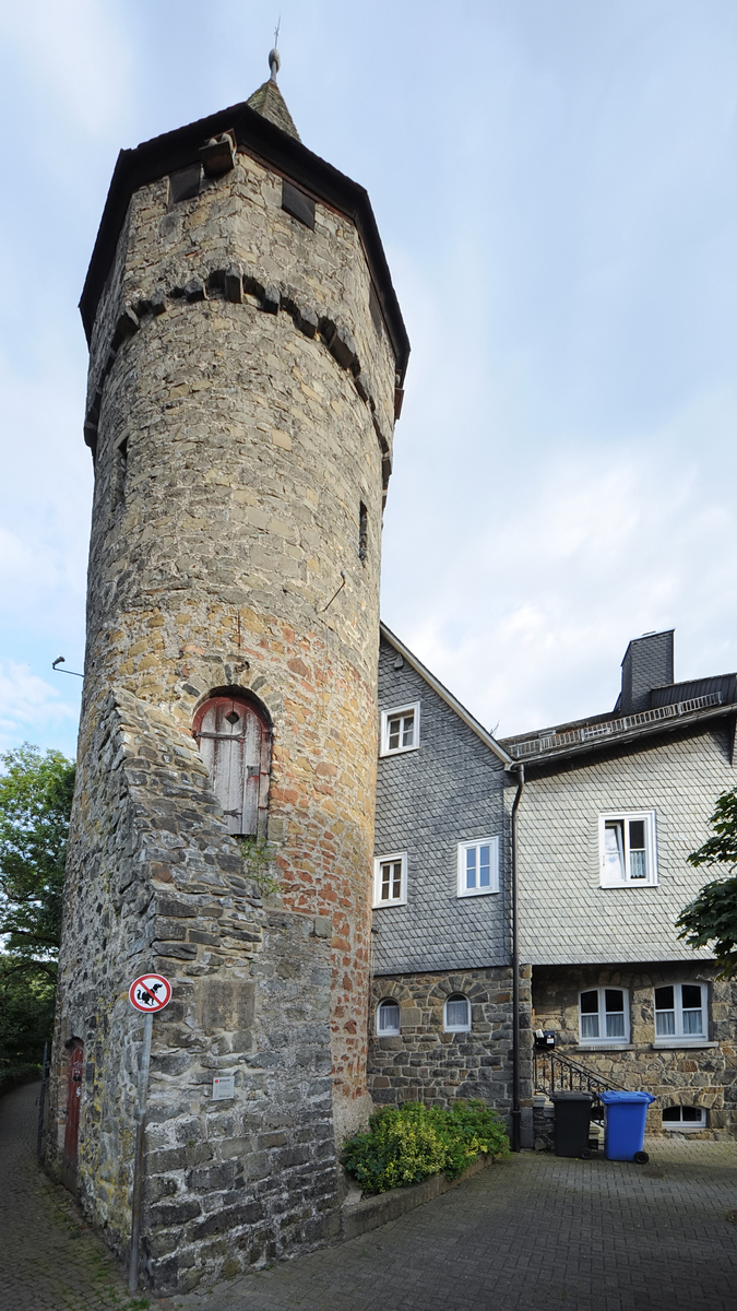 Der Dillturm an der ehemaligen Stadtmauer in Herford. (September 2012)