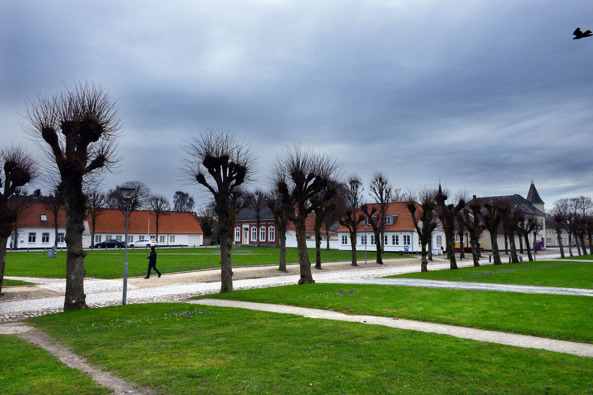 Der ehemalige Marktplatz in Lgumkloster (dnisch Lgumkloster) in Nordschleswig/Snderjylland. Aufnahme: 18. Mrz 2024.