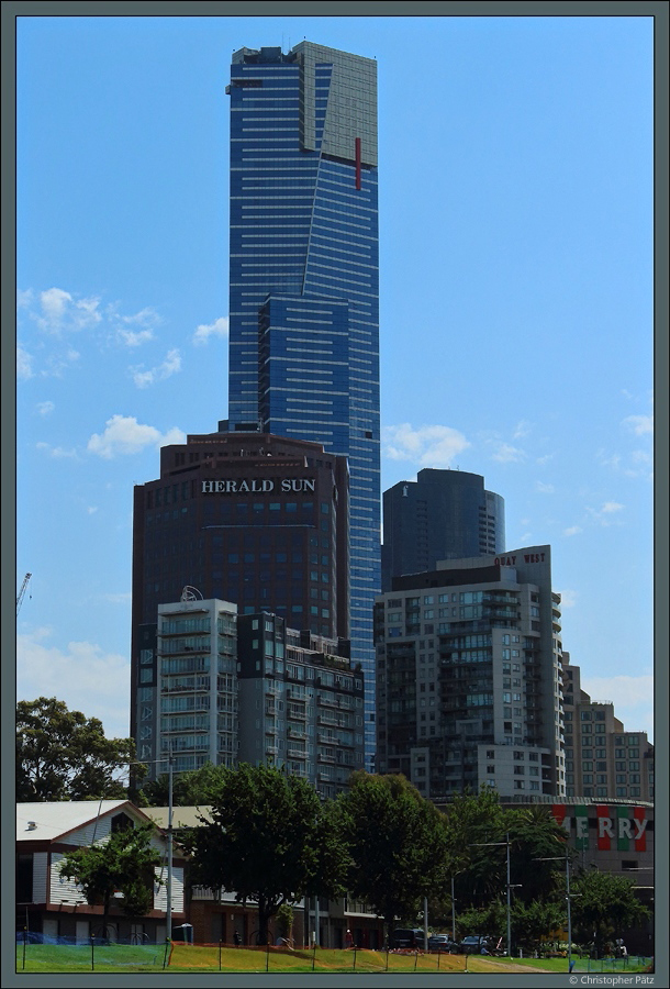 Der Eureka Tower ist mit 297 m das derzeit hchste Gebude Melbournes und zweithchstes Gebude Australiens. Er wurde 2001 bis 2006 erbaut. (Melbourne, 29.12.2019)
