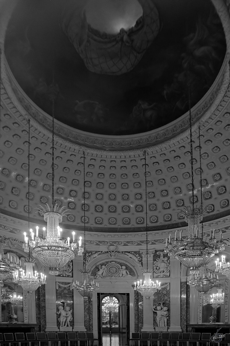 Der Grand Salon des von 1755 bis 1773 erbauten Schlosses Benrath Ende November 2014 in Dsseldorf.