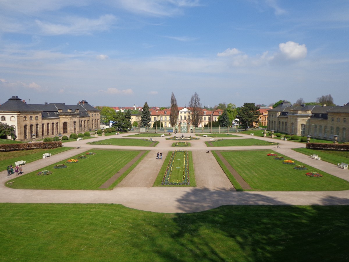 Der Haupteingang des Schlossparks Gotha mit der Orangerie, 23.04.14