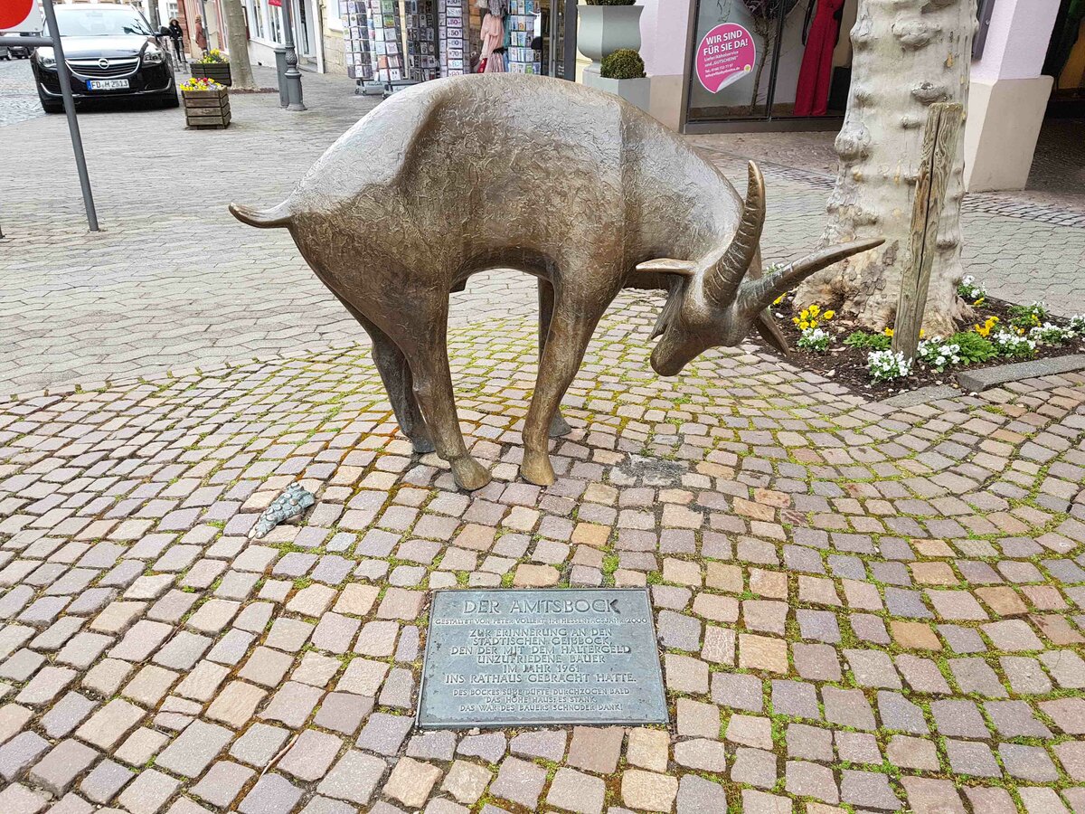 Der Hnfelder Amtsbock, zur Erinnerung an eine Begebenheit im Hnfelder Rathaus aus dem Jahr 1961. 04-2021