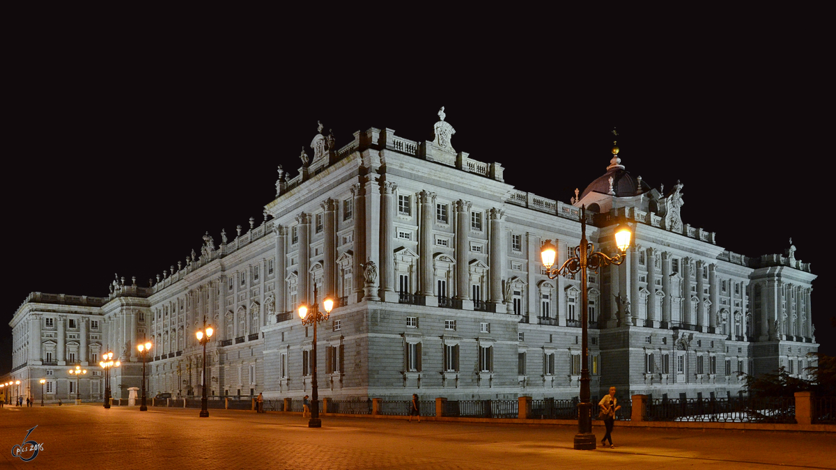 Der Knigliche Palastes, die offizielle Residenz des spanischen Knigshauses. (September 2011) 