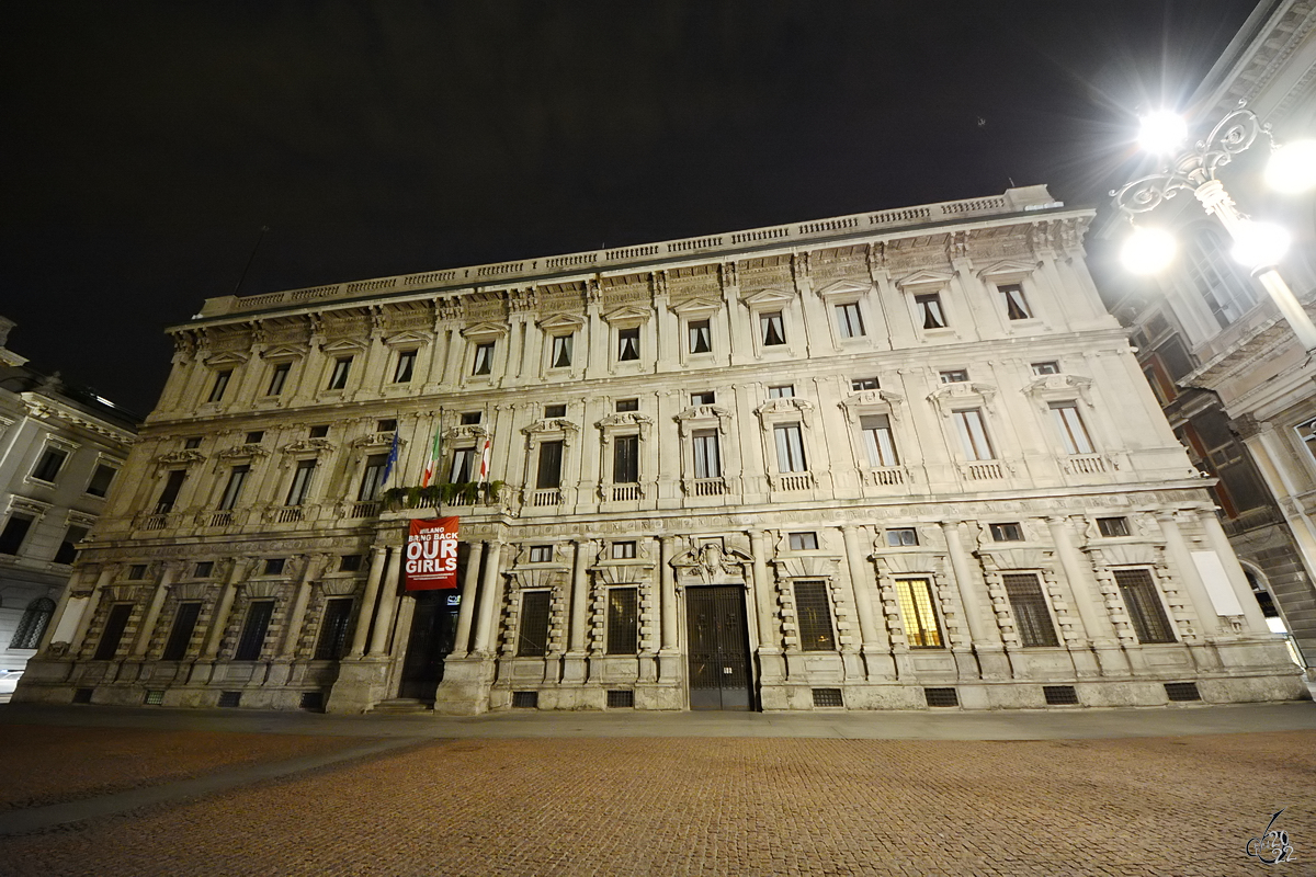 Der im Stil der Sptrenaissance erbaute Palazzo Marino dient heute als Rathaus von Mailand. (Juni 2014)