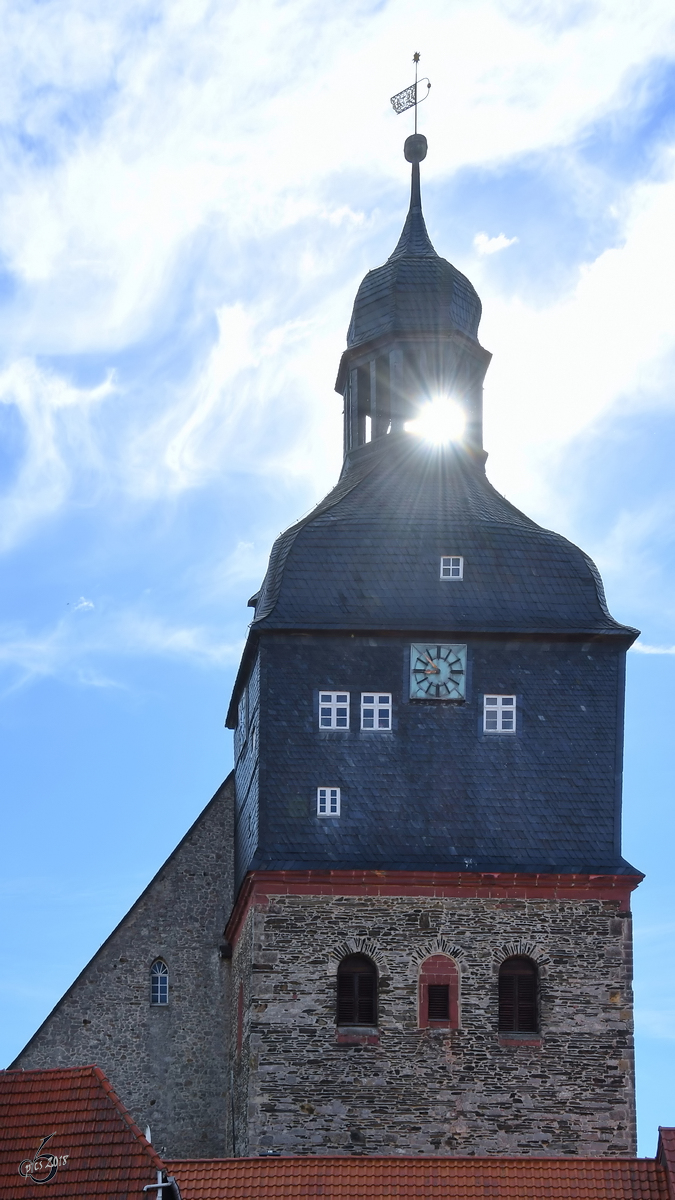 Der Turm der evangelischen St.-Marien-Kirche in Harzgerode. (August 2018)