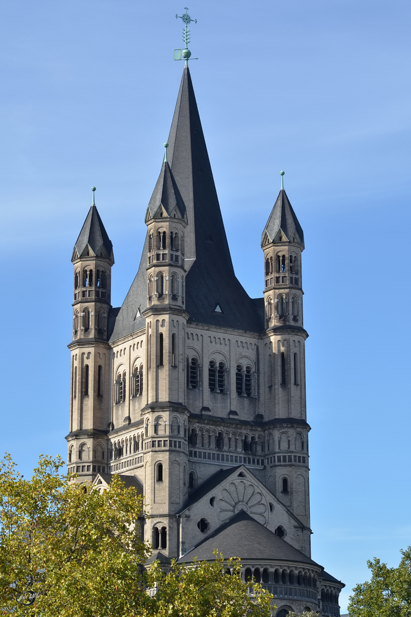 Der Turm der Kirche Gro St. Martin in Kln (Oktober 2011)