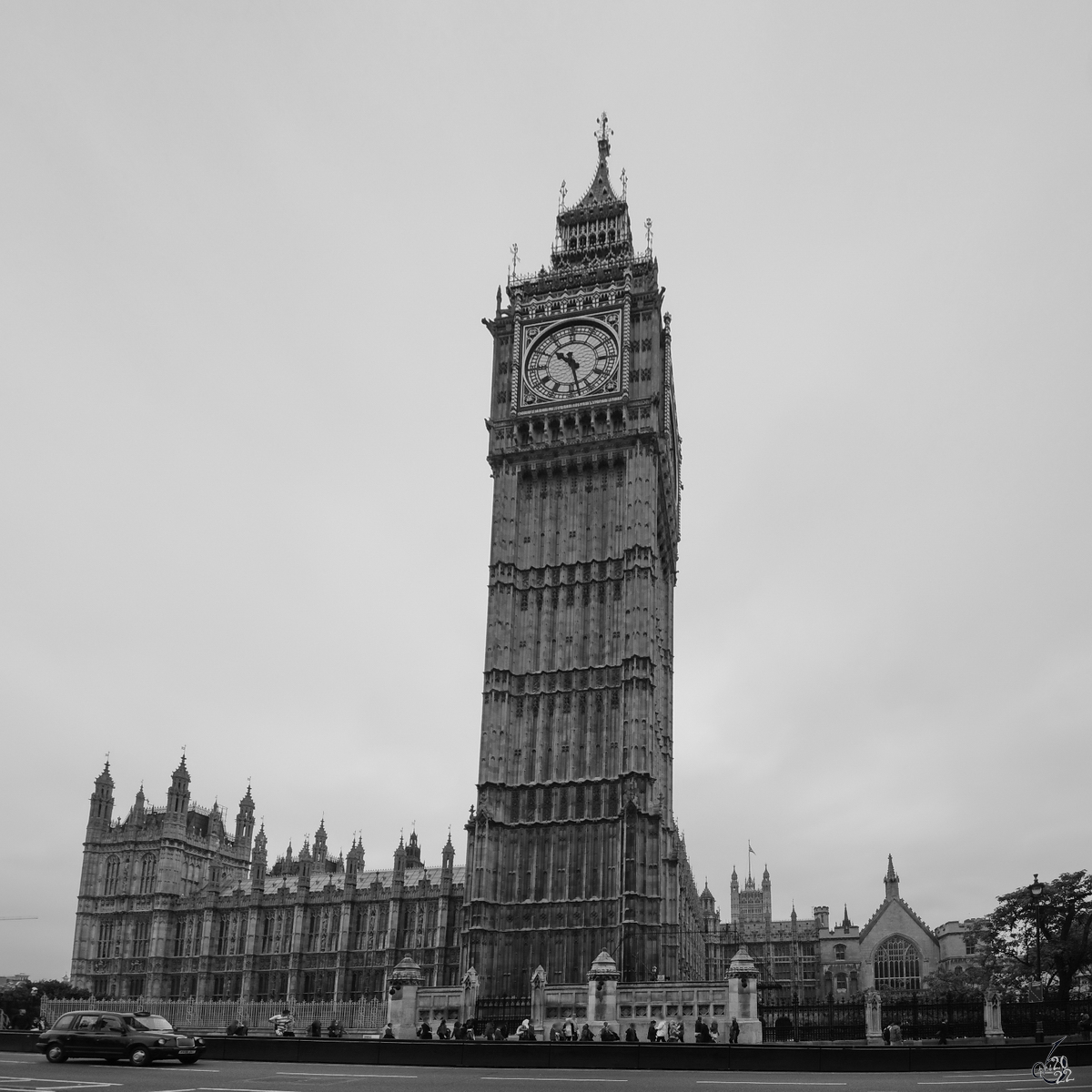 Der Westminster Palast mit dem berhmten Uhrenturm  Big Ben  im Zentrum von London. (September 2013)