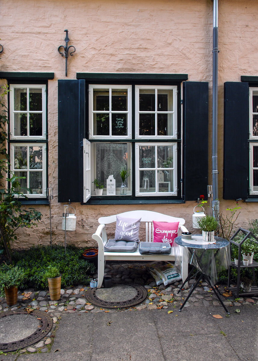 Detailaufnahme im Lbecker Fchtingshof. Der Hof gehrt zum Lbecker Weltkulturerbe und wurde 1640 fertiggestellt. Aufnahme: 21. August 2021.